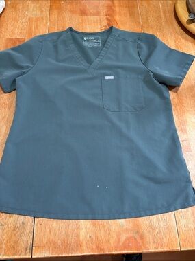 LADIES FIGS CATARINA ONE POCKET SCRUB TOP- BONSAI